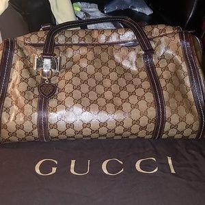 Gucci crystal purse.. absolutely beautiful..